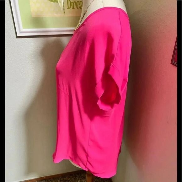 NWT Pleione Vibrant Pink Short Sleeved Blouse #139 - Picture 3 of 5